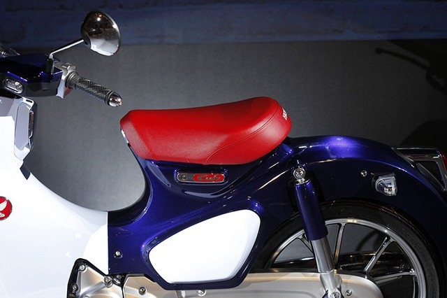 Hãng xe Malaysia ra xe máy giống hệt Honda Super Cub - 15 Hãng xe Malaysia ra xe máy giống hệt Honda Super Cub - 15