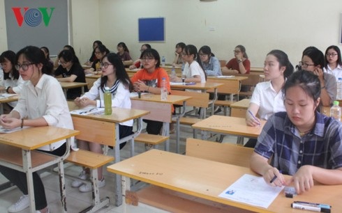 Giáo viên mong có thêm thời gian ôn thi THPT Quốc gia cho học sinh - 1
Học sinh tham dự kỳ thi THPT Quốc gia năm 2018.