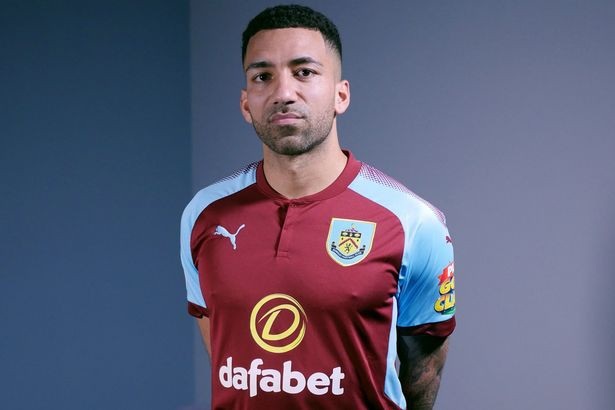 
 Aaron Lennon rời Everton để gia nhập Burnley
