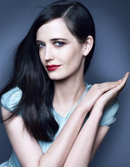Choáng váng khi hậu duệ nhà “sao” còn tỏa sáng hơn phụ huynh - 10 … nàng “Bond girl” nổi tiếng Eva Green