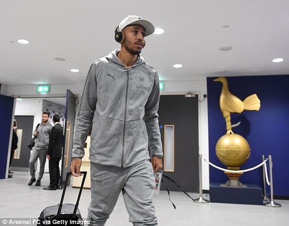 Tottenham 1-0 Arsenal: Sự khác biệt bởi Harry Kane - 11
Aubameyang tới Emirates trong trận thứ hai cho Arsenal