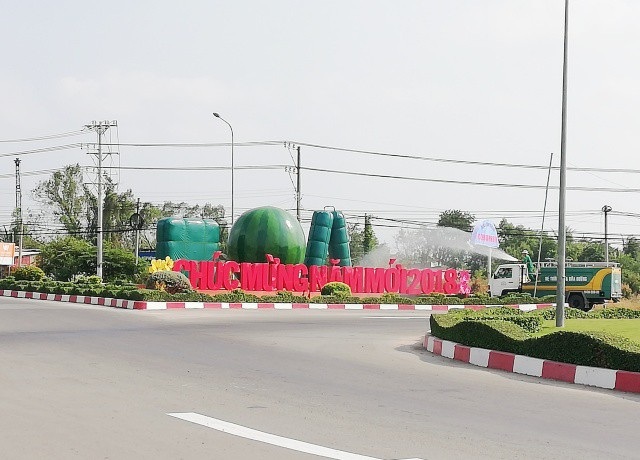 Xứ “Công tử Bạc Liêu” rộn ràng đón xuân mới - 2 Bạc Liêu chúc mừng năm mới 2018.