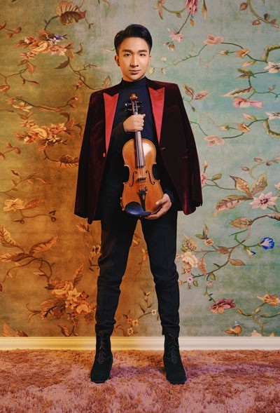 Hoàng Rob - Cảm hứng đương đại với violin - 1 Nghệ sĩ violin tài năng Hoàng Rob.