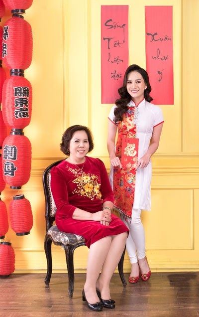 “Hoa hậu” Sao Mai mong Tết để được mẹ… mừng tuổi - 2 Thanh Thanh và mẹ.