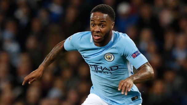 Sterling ngày càng đáng sợ dưới bàn tay nhào nặn của HLV Pep Guardiola. Điểm yếu dứt điểm của cầu thủ này đã được cải thiện rõ rệt. Giờ đây, anh là nhân tố không thể thiếu trong đội hình Man City.