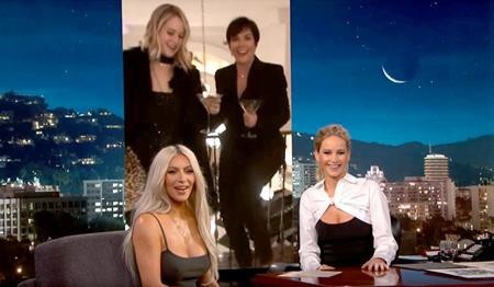 Bất ngờ khi các “sao” lớn cũng là fan cuồng của Kim Kardashian - Ảnh 1. Bất ngờ khi các “sao” lớn cũng là fan cuồng của Kim Kardashian - Ảnh 1.