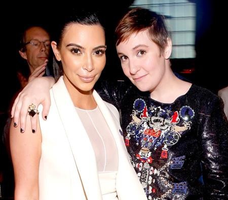 Bất ngờ khi các “sao” lớn cũng là fan cuồng của Kim Kardashian - Ảnh 10. Bất ngờ khi các “sao” lớn cũng là fan cuồng của Kim Kardashian - Ảnh 10.