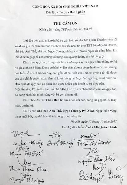 Gần 90 kỳ báo giải cứu hơn 10 hộ dân thủ đô khỏi tận cùng đau khổ! - 4
Cư dân 146 Quán Thánh bày tỏ sự cảm ơn chân thành đến Báo Dân trí.