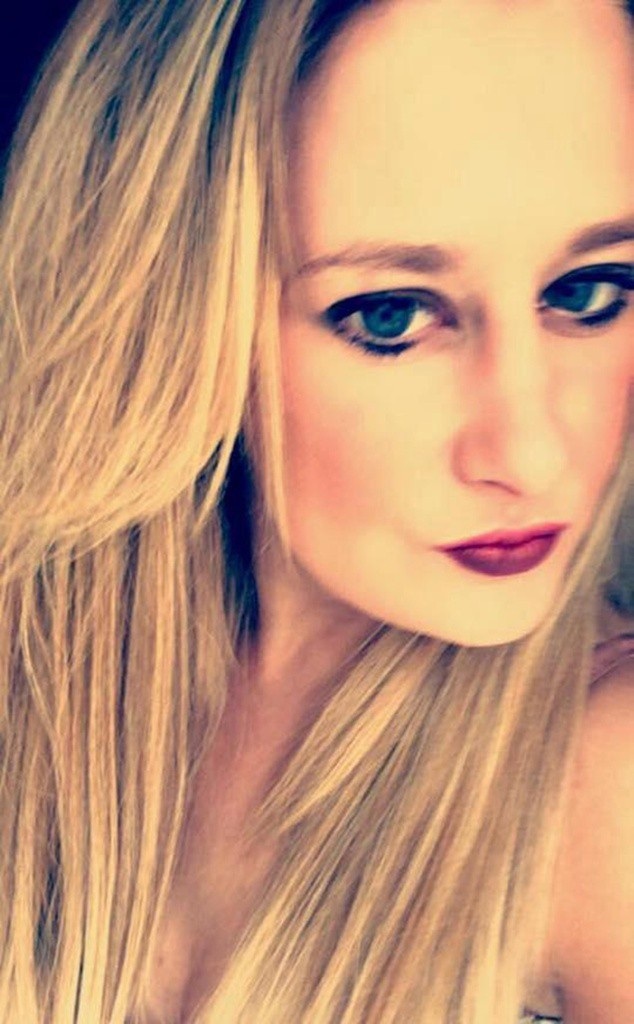 Emma qua đời ngay trong phòng khách sạn