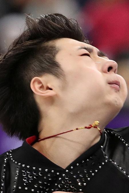 “50 sắc thái” diễn sâu của các vận động viên tại Olympic mùa Đông - 1 Nếu không được giới thiệu trước thì chắc chẳng có mấy ai nhận ra đây là vận động viên Jin Boyang của Trung Quốc