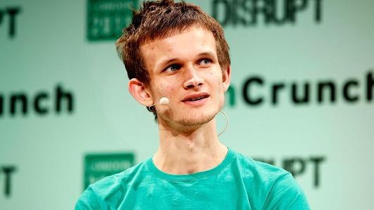 “Ông tổ” đồng Ethereum cảnh báo tiền ảo có thể chạm mức 0 bất cứ lúc nào - 1 Nhà sáng lập Ethereum khuyên nên đầu tư vào các kênh truyền thống. (Nguồn: Getty Images)