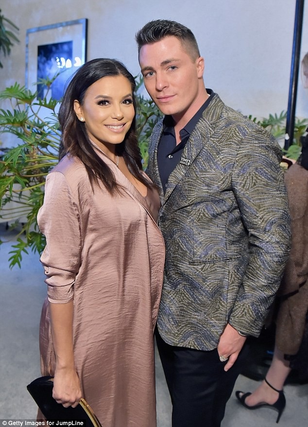 Eva Longoria bế bụng bầu ở tuổi 43 - 5
Nữ diễn viên xinh đẹp hiện đang mang bầu chừng 6 tháng và ngập tràn hạnh phúc
