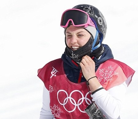 Nữ vận động viên xinh đẹp “khoe” gương mặt bầm dập tại Olympic mùa Đông - 4 Aimee Fuller đã phải ra về trong tiếc nuối
