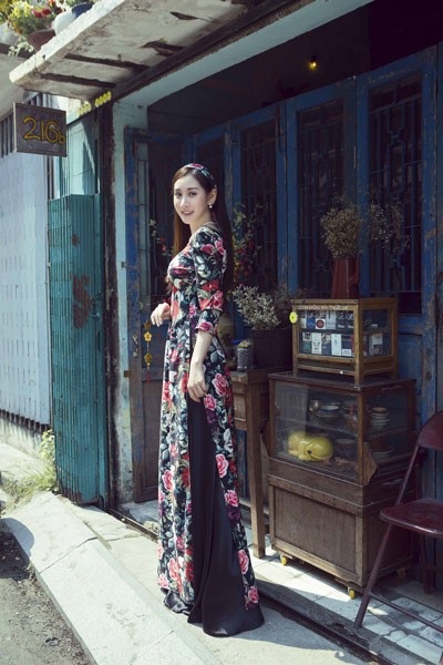 Á hậu điện ảnh Xuân Quỳnh khoe sắc đầu xuân - 1