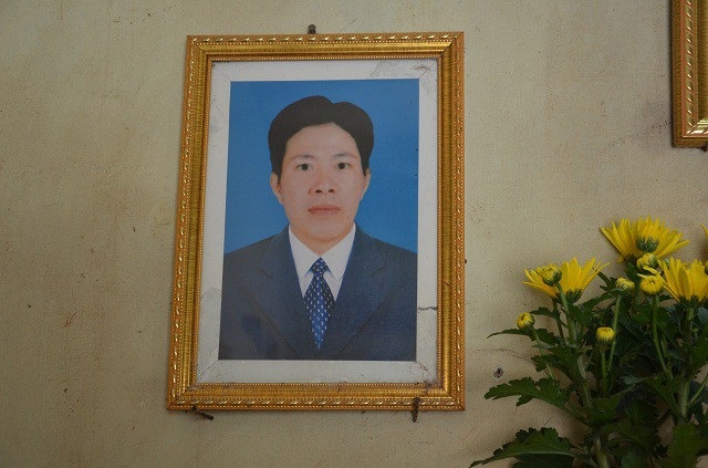 Chồng chết vì ung thư gan, mẹ lại đổ quỵ khi con mắc bệnh hiểm nghèo - 6 Chồng chết chưa lâu thì đứa con trai út tự dưng đổ bệnh.