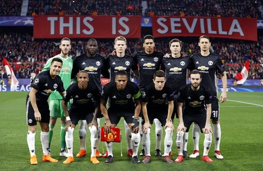 Sevilla 0-0 MU: De Gea giúp đội khách "lành lặn" trở về - 8
Đội hình ra sân của MU