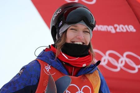Người đẹp Olympic mùa Đông tái xuất ấn tượng sau chấn thương kinh hoàng - 1 Rowan Cheshire vừa trở lại với sân chơi Olympic