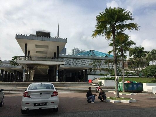 Trải nghiệm cái Tết xa nhà ở Kuala Lumpur - 3 Nhà Nguyện Quốc gia...