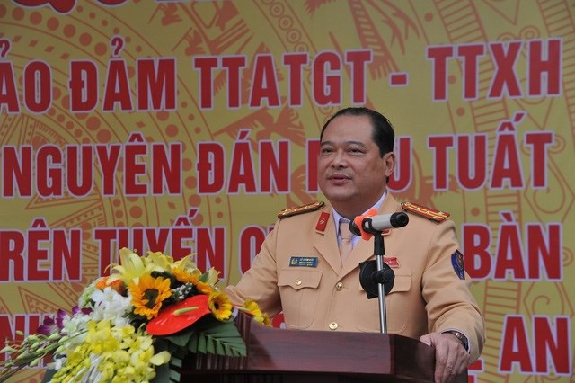Đấu giá biển số xe: Biển số đẹp được dùng cả đời? - 1
Đại tá Lê Xuân Đức - Phó Cục trưởng Cục CSGT