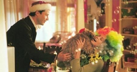 Trong bộ phim “Sweet november” (2001), cuộc đời vốn tẻ nhạt, khô khan của nam chính đã thay đổi hoàn toàn với sự xuất hiện của một bông hồng xinh đẹp. Tình yêu quả thực có sức mạnh hồi sinh một tâm hồn cằn cỗi nhưng rồi nỗi đau nó mang lại cũng đã khiến cho nhiều người xem phải xót xa.