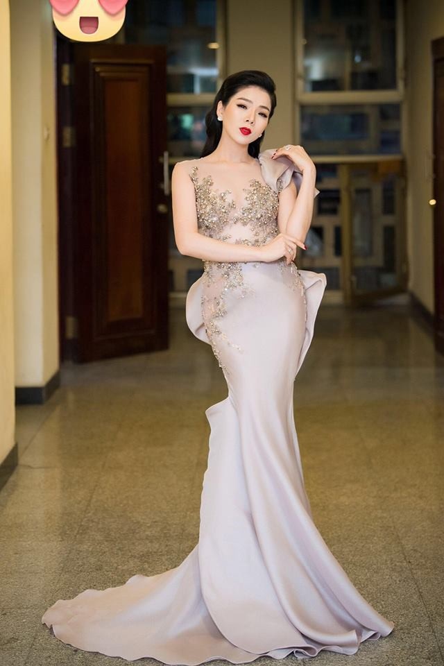 Sự thật "đắng lòng" Lệ Quyên than khổ giữa ồn ào kiếm 68 tỷ/năm - 4 Sự thật "đắng lòng" Lệ Quyên than khổ giữa ồn ào kiếm 68 tỷ/năm - 4