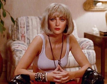 Khi các sao từ “nguyện vọng hai” lại tỏa sáng rực rỡ - 6 Ngay cả vai nữ chính Vivian trong “Pretty woman” ban đầu cũng không nhắm đến Julia Roberts mà là hàng loạt sao nữ khác như Diane Lane, người đã nảy sinh mâu thuẫn với ê-kíp làm phim và Michelle Pfeiffer, người lại cảm thấy không hứng thú với kịch bản. Và sau nhiều lần suy đi tính lại, Julia Roberts đã trở thành sự lựa chọn cuối cùng.