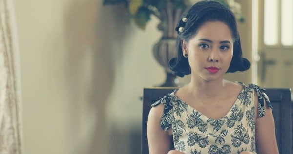 Tạo hình kỹ nữ đẹp quyến rũ của Kim Tuyến, Thân Thuý Hà - 8 “Mộng phù hoa” lấy đề tài thân phận trôi dạt của người phụ nữ để vẽ lên bức tranh xã hội của Sài Gòn và các tỉnh miền Tây những năm 1930 – 1940. Bộ phim của 2 đạo diễn Quế Ngọc – Nam Yên đang được phát sóng trên kênh VTV3.