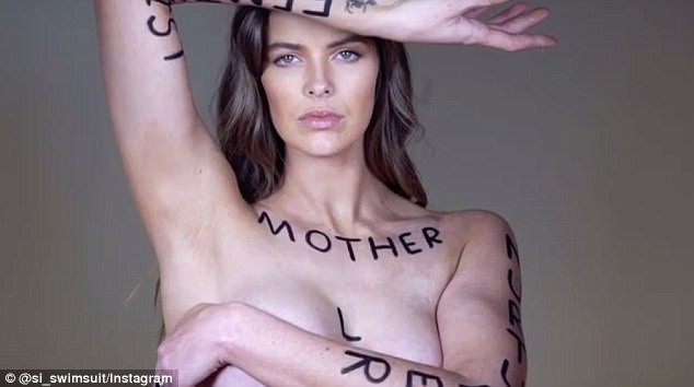 Dàn người mẫu khỏa thân đòi quyền bình đẳng cho phụ nữ - 4 Người mẫu Robyn Lawley (28 tuổi) đã là mẹ, cô trân trọng từ “mother” (mẹ).