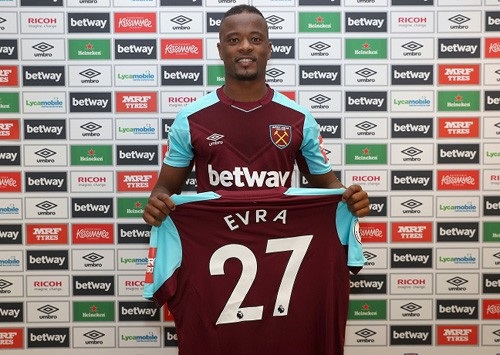 Cựu binh Evra tái xuất Premier League, đối đầu với MU - 1 Evra chính thức trở thành người của West Ham