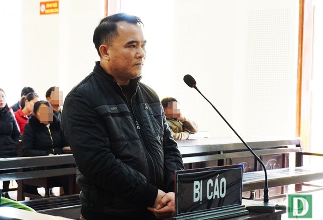 Nguyên thiếu tá công an hầu tòa vì lừa "chạy" trường, "chạy" việc - 1 Nguyễn Đại Hiền tại phiên tòa
