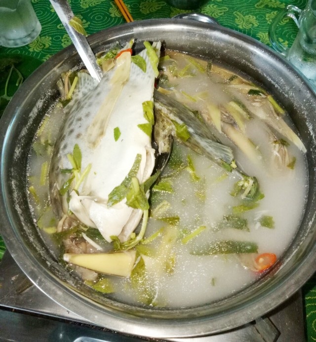 Cá nấu nấu mẻ là những món ăn ngon ở Bạc Liêu.
