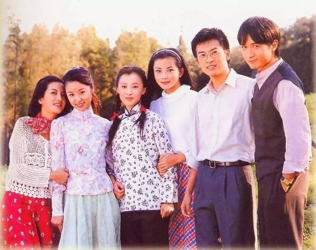 Triệu Lệ Dĩnh vào vai nàng Lục Y Bình trong “Tân dòng sông ly biệt” - 3 “Tân dòng sông ly biệt” (2001)