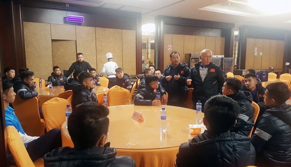 U23 Việt Nam có mặt tại Trung Quốc, tái tê vì thời tiết giá lạnh - 1
U23 Việt Nam đã có mặt tại Trung Quốc