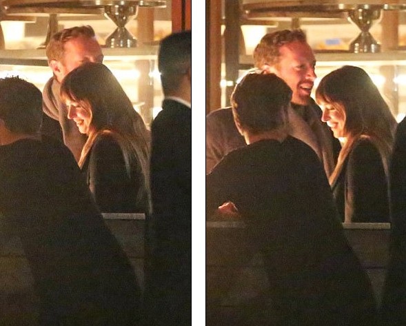 Chris Martin lần đầu bị bắt gặp đi cùng người đẹp phim 50 sắc thái - 4
Cô và bạn trai hơn 12 tuổi vui vẻ nói cười suốt buổi tối bên nhau