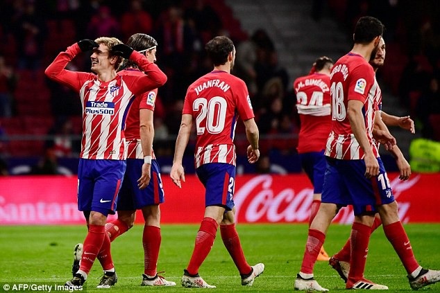 Griezmann ghi 4 bàn, Atletico chỉ còn kém Barcelona 4 điểm - 9
Atletico đã có được 61 điểm/26 trận và chỉ kém đội đầu bảng Barcelona có 4 điểm