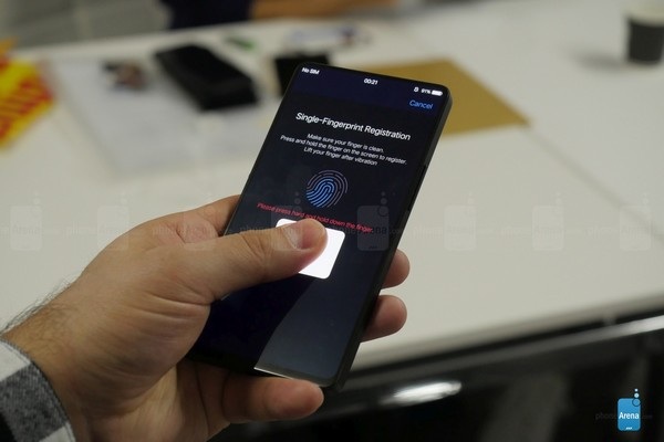 Smartphone không viền màn hình với thiết kế camera trước cực độc - 5 Cảm biến vân tay được tích hợp vào màn hình