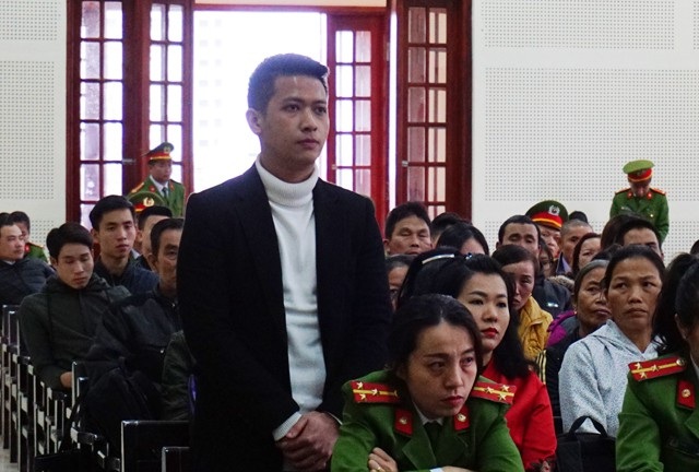Huy động hàng chục tỷ đồng tiền gửi trái pháp luật rồi tuyên bố vỡ nợ - 4 Nguyễn Cao Cường - con trai bà Thảo giúp mẹ viết 41 phiếu nhận tiền gửi với số tiền hơn 1,1 tỷ đồng từ người dân