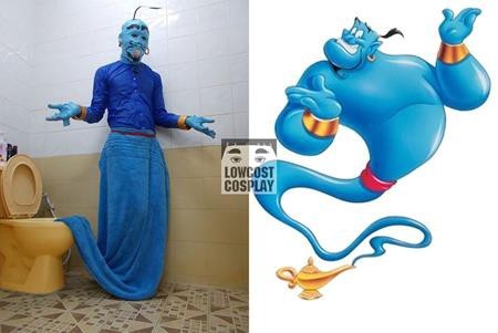 Bật cười với màn “đạo nhái” khó đỡ các bộ phim nổi tiếng - 6 Thần đèn trong “Aladdin” hiện ra từ đèn còn Thần đèn của Anucha Sangchart thì lại hiện ra từ chỗ “khó ngửi” đến vậy