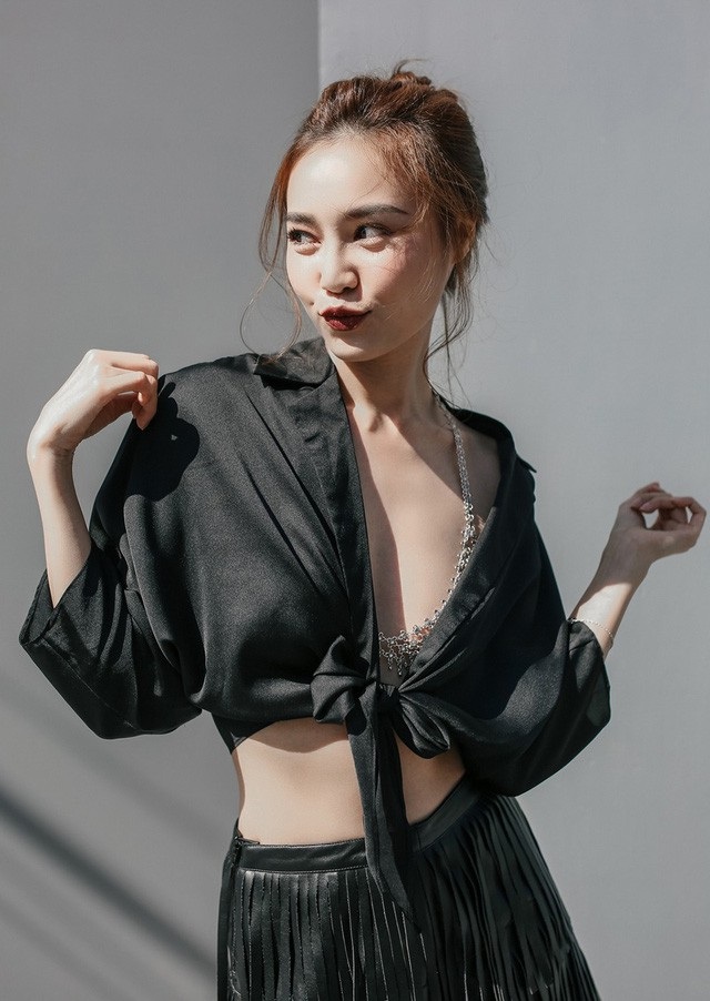Quá khứ “hoang tàn” của Châu Việt Cường; ngoại hình tiều tuỵ của Siu Black - 10 “Ở những cuộc tình của mình, tôi luôn là người sai bởi tính cách con nít của mình”, Ninh Dương Lan Ngọc chia sẻ về các cuộc tình đã qua của mình, cô không ngại nhận mình là người sai khi chuyện tình cảm kết thúc.