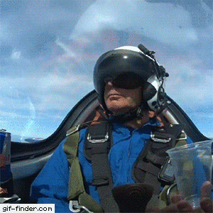 Rót đồ uống theo phong cách phi công