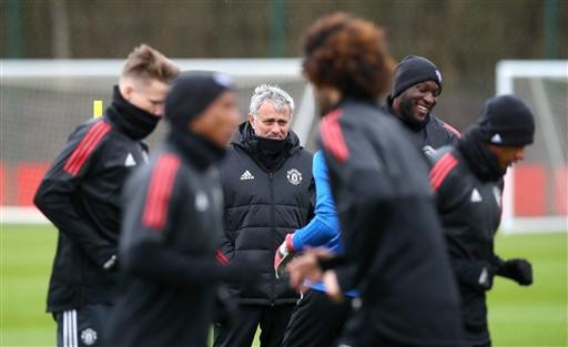 MU - Sevilla: "Đấu súng" chọn giấc mơ - 1 MU - Sevilla: "Đấu súng" chọn giấc mơ - 1