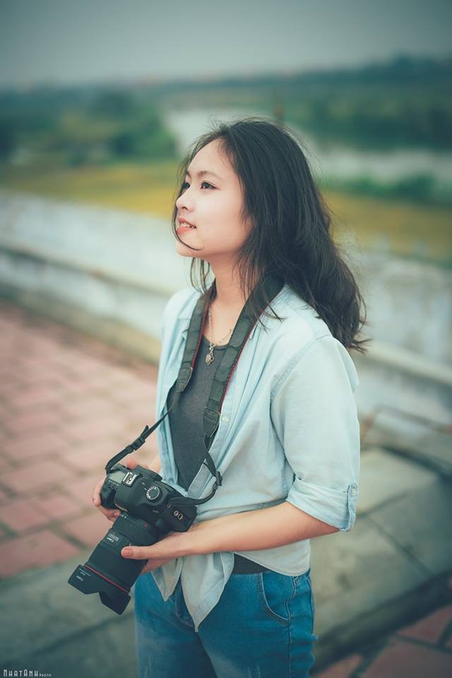 Ngẩn ngơ ngắm những "nàng thơ" trường Ngoại giao - 8 Ngô Nhật Lệ - TT44C