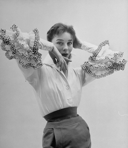 Hubert de Givenchy, người đã định nghĩa lại thời trang thế giới - 3
Bettina blouse chính là thành công đầu tiên của Givenchy