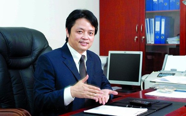 Chủ tịch Nguyễn Đức Hưởng: "Gửi tiền nếu rủi ro, LienVietPostBank trước hết đền tiền cho khách hàng" - 1
Chủ tịch Nguyễn Đức Hưởng khẳng định: Tại LienVietPostBank, nếu người gửi tiền gặp rủi ro, lỗi do chủ quan của cán bộ nhân viên ngân hàng gây ra - ngân hàng sẽ chịu trách nhiệm trước hết đền tiền cho khách hàng.