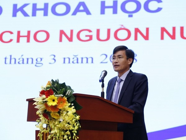 “Hồ tại các đô thị trở thành nơi chứa nước thải” - 2 Thứ trưởng Bộ Tài nguyên và Môi trường Trần Quý Kiên.