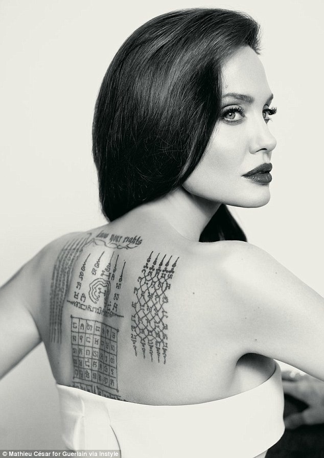 Angelina Jolie chuẩn bị tâm thế đón nhận… tuổi già như thế nào? - 3 Angelina Jolie chuẩn bị tâm thế đón nhận… tuổi già như thế nào? - 3