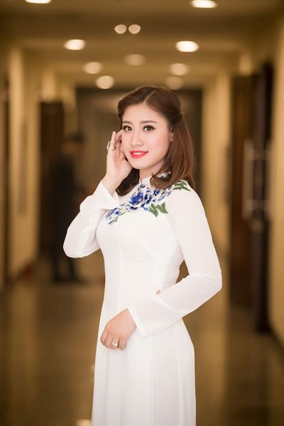 Sao Mai Bích Hồng – Thu Hằng ngọt ngào hát tình ca về biển - 9 Sao Mai Bích Hồng – Thu Hằng ngọt ngào hát tình ca về biển - 9