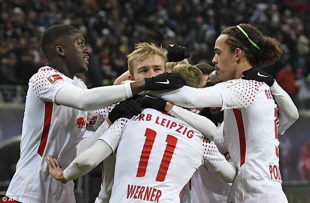 Chơi lép vế, Bayern Munich bất ngờ bại trận ở Bundesliga - 2 Leipzig chiếm ưu thế hoàn toàn so với Bayern Munich