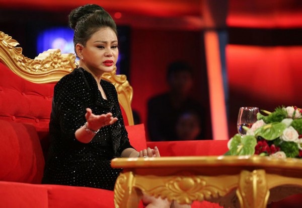Danh hài Duy Phương bức xúc trước những lời giải thích của HTV - 1
Lê Giang - vợ cũ của Duy Phương trong chương trình Sau ánh hào quang tập 10, phát sóng tháng 12/2017.