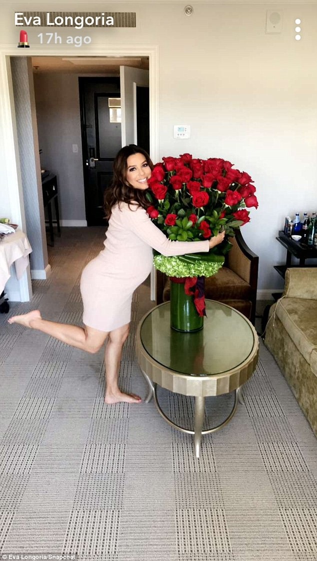 Eva Longoria: "Bà bầu" hạnh phúc ở tuổi 42 - 6
Có khả năng, vợ chồng Eva Longoria sẽ có một bé trai.